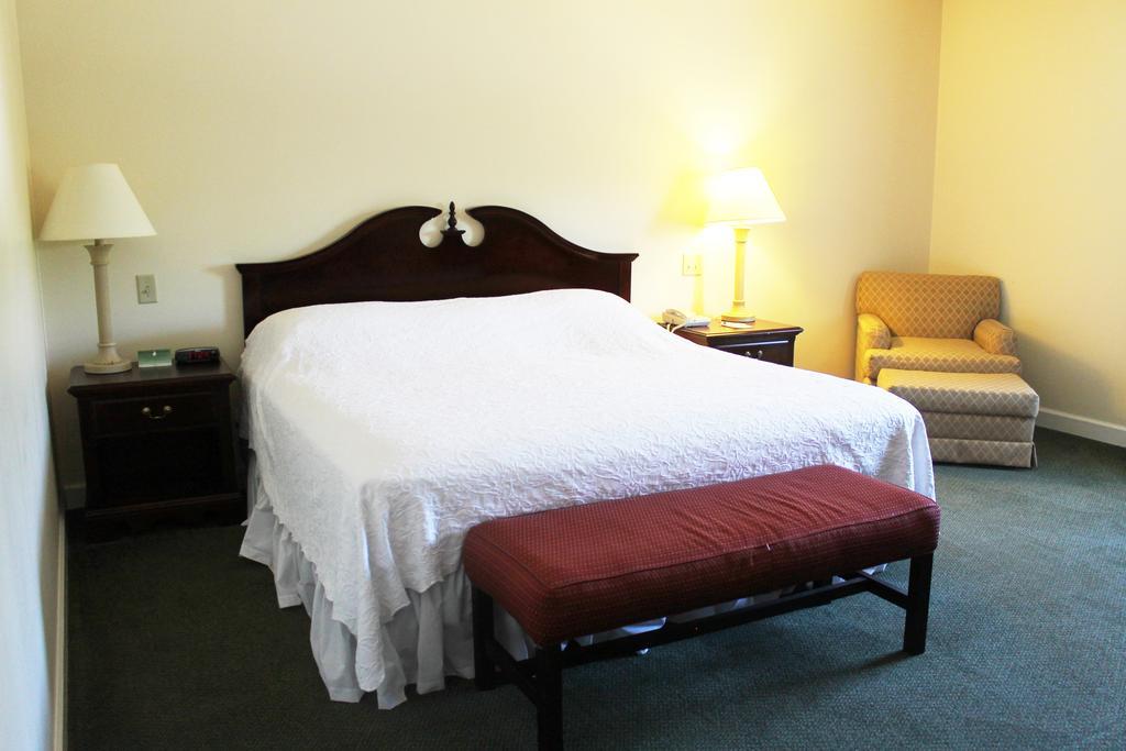 וויליאמסטאון The Williams Inn מראה חיצוני תמונה